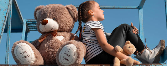 Why Are Plush Cushions Popular Amongst Kids 2025